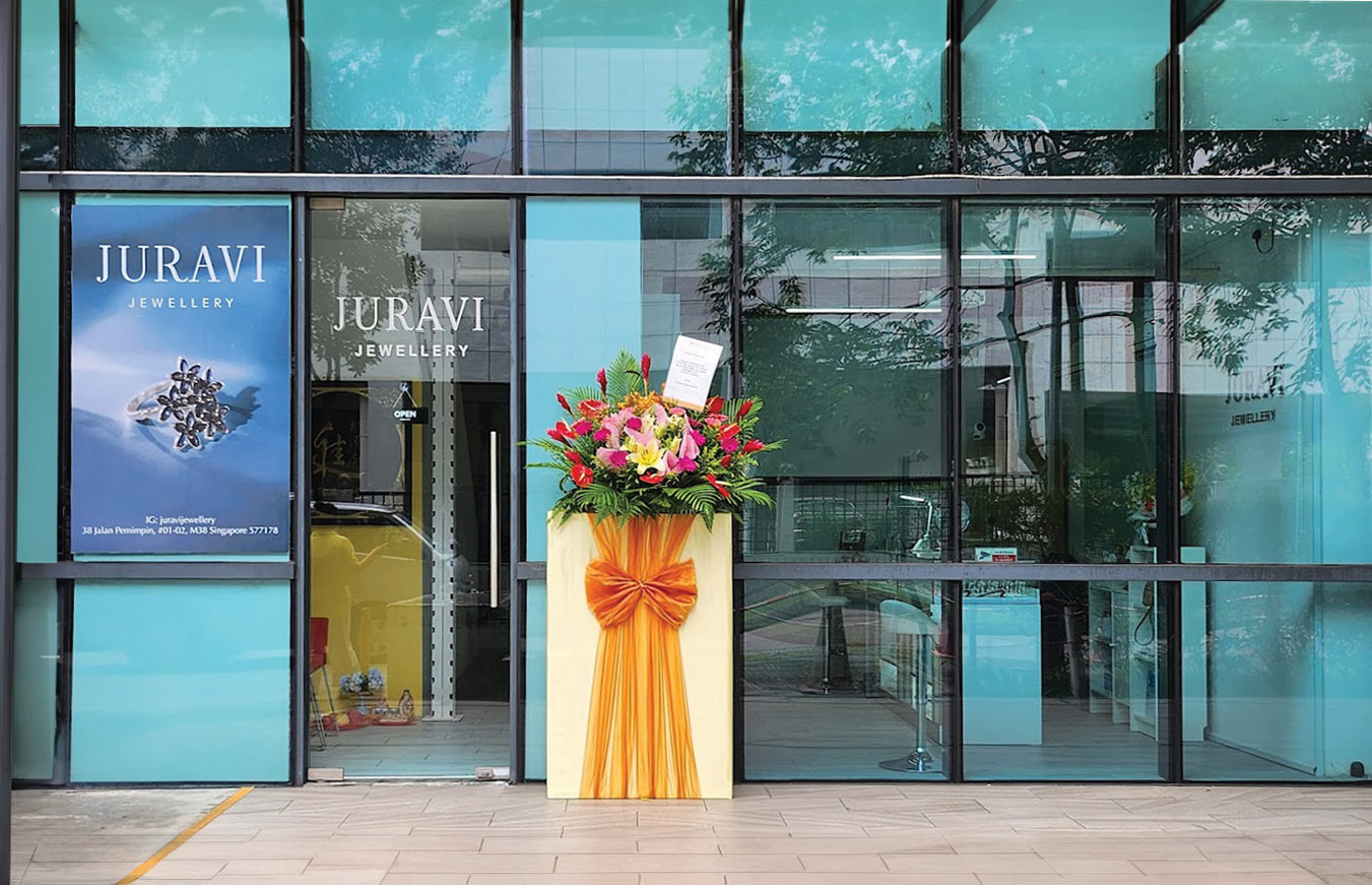 Juravi - No caption 2